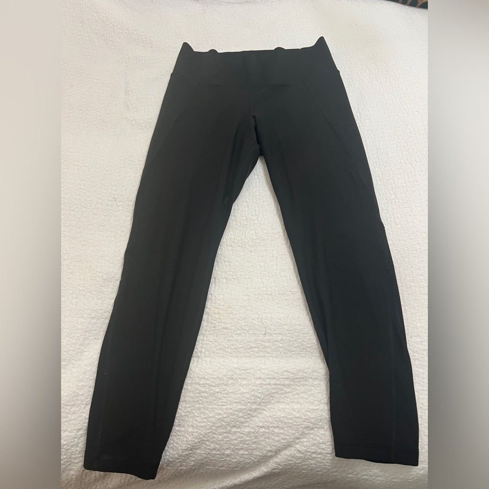 Old navy elevate built-in sculpt 7/8 leggings